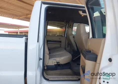 2008 Ford F-350 Fx4/Harley-Davidson/King Ranch/Lariat/Xl/Xlt из США, поврежденный, VIN 1FTSW31R08EA11567